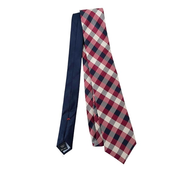 Tommy Hilfiger Neck Tie Mens Plaid Blue Red Silk Classic Profession Work Career - Picture 7 of 7